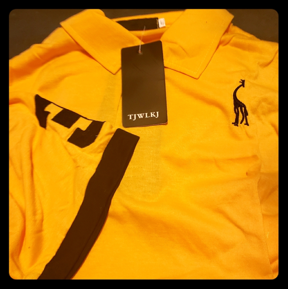 Men's Lightweight polo Yellow L/XL NWT & NIP Nice!